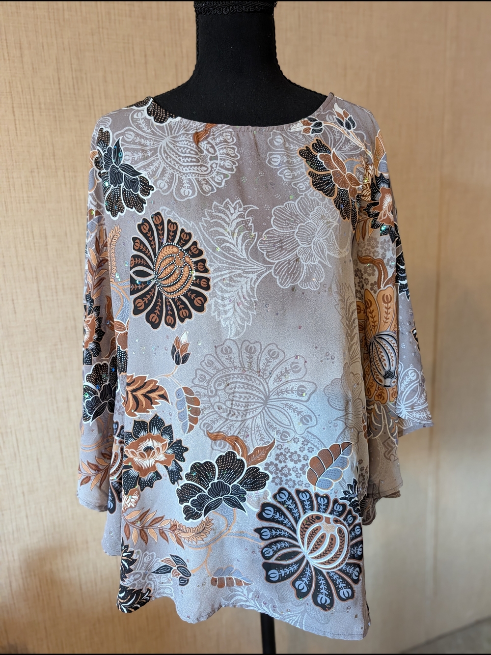Bob Mackie Wearable Art Floral Scoop Neck Tunic in Gray, Black & Tan Accents